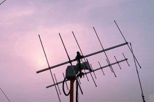 What kind of shortwave antennas do you use doloremque