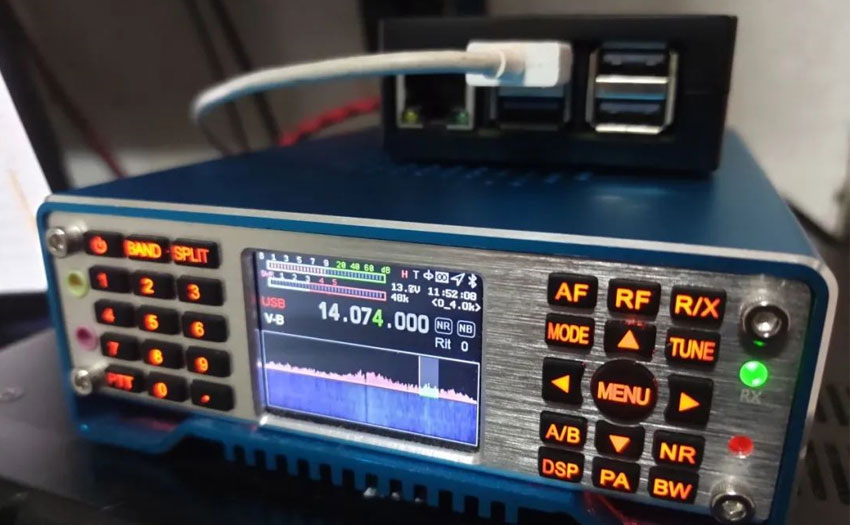 Raspberry Pi and AilunceHS2 can be perfectly adapted to pay FT8