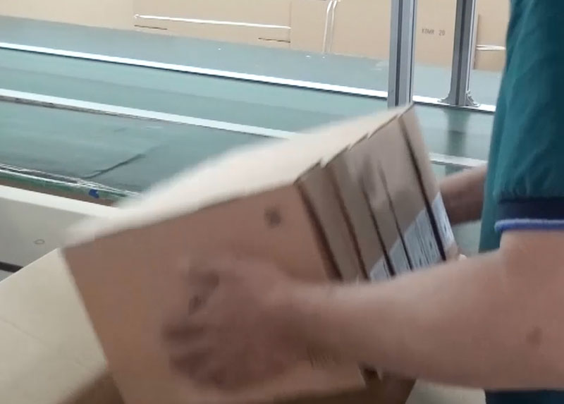 Packing-ailunce.jpg Packing-ailunce.jpg